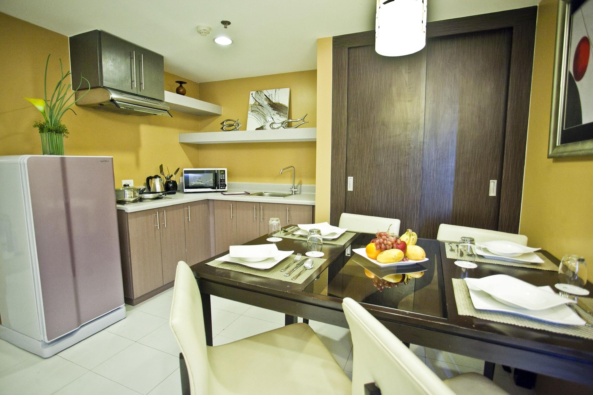 The Exchange Regency Residence Hotel Managed By Hii Pasig City Exterior foto